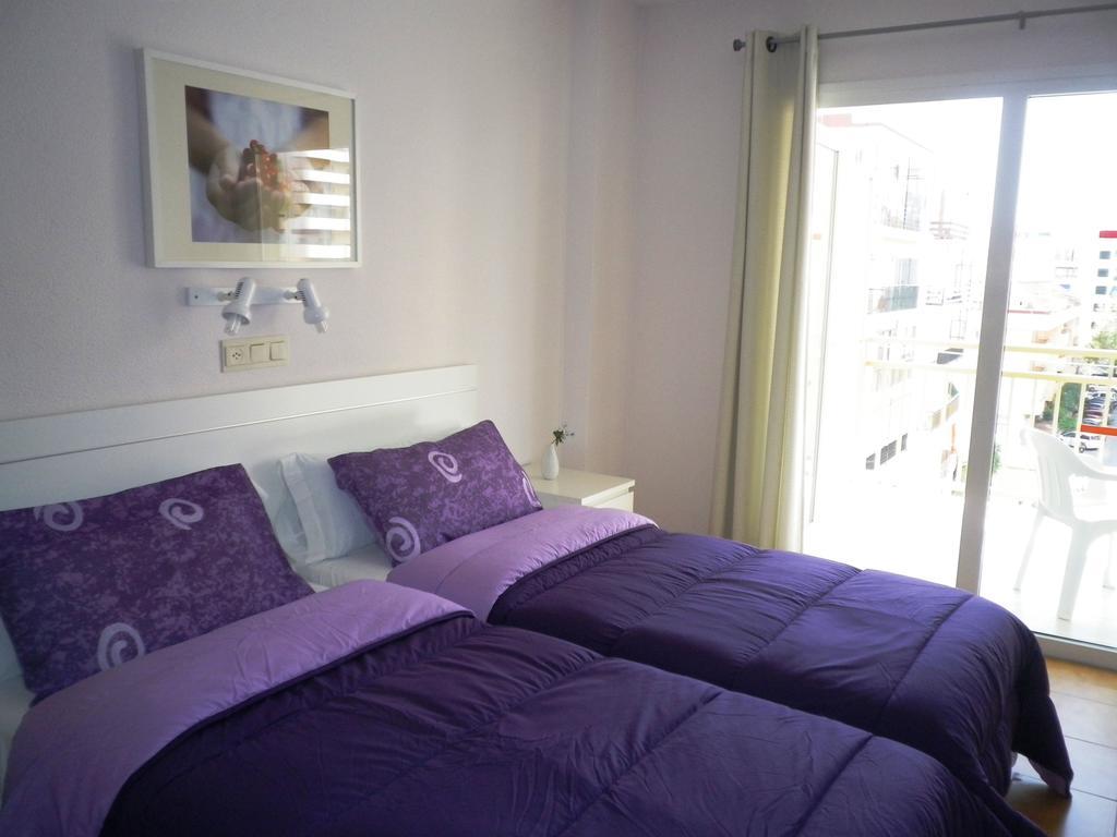 Apartamentos Turísticos Yamasol Fuengirola Quarto foto